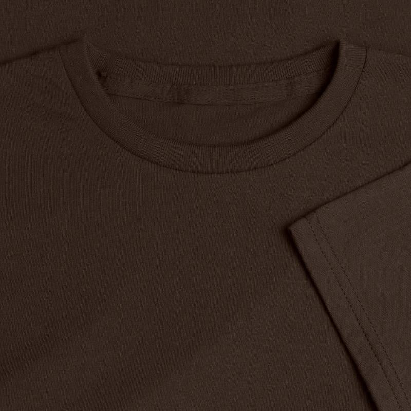 2 ALIENS PLAYING CARDS AND HAVING FUN 2