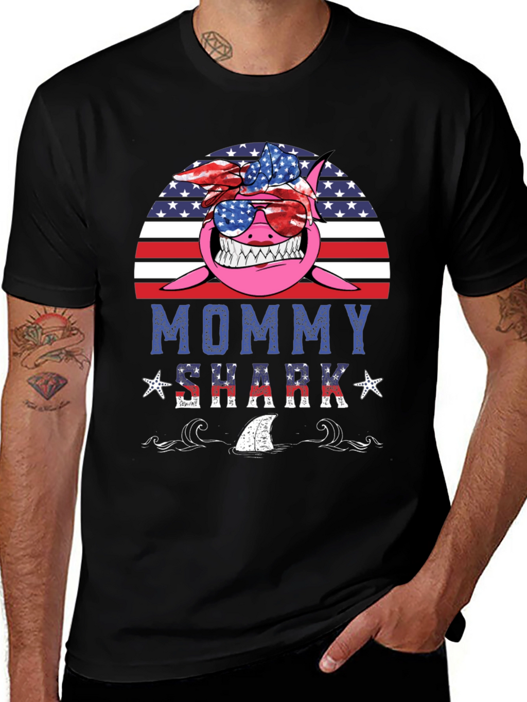 Mommy Shark USA Graphic Tee