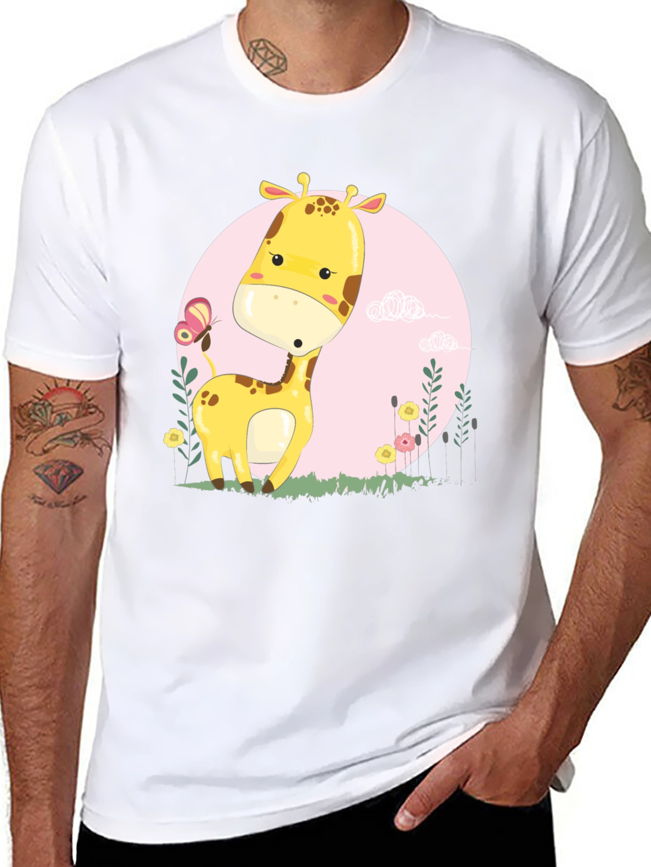 Cute Giraffe Cartoon Graphic Tee - Black