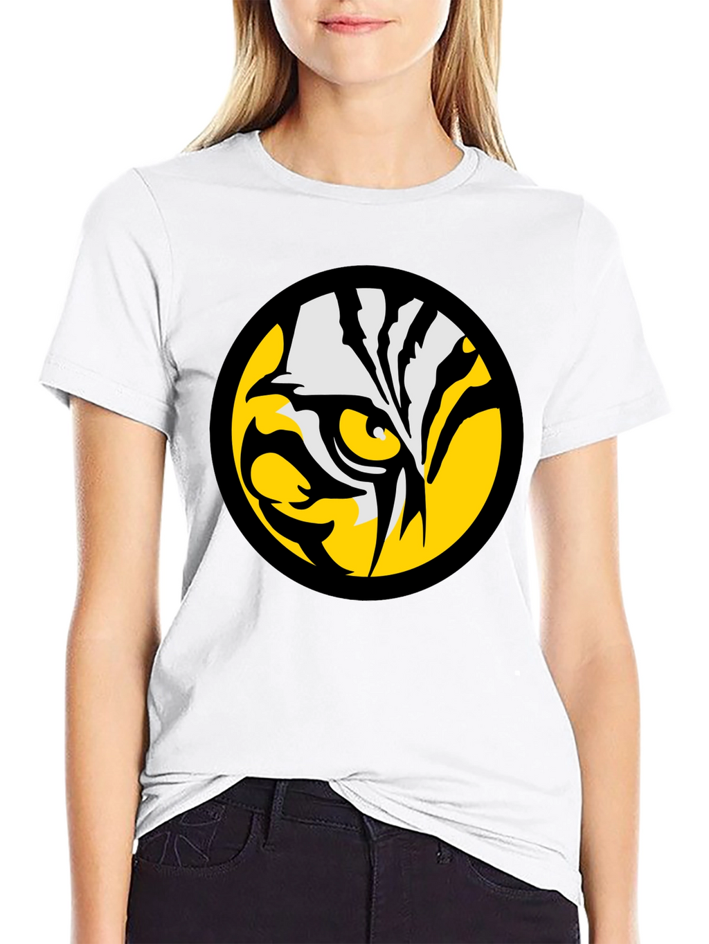 Bold Tiger Eye Graphic Tee - Black Cotton T-Shirt