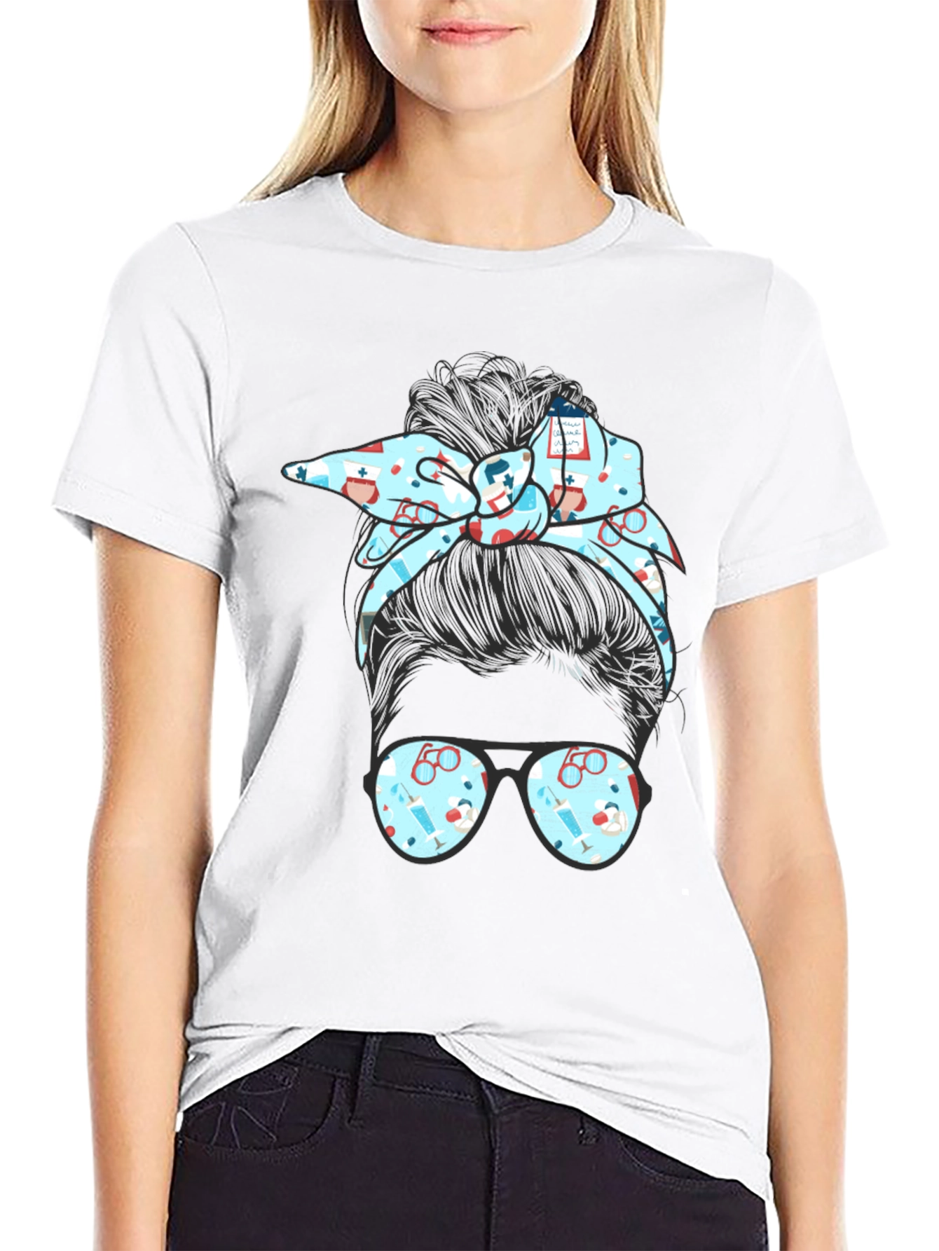 Nurse Messy Bun Graphic Tee - Black