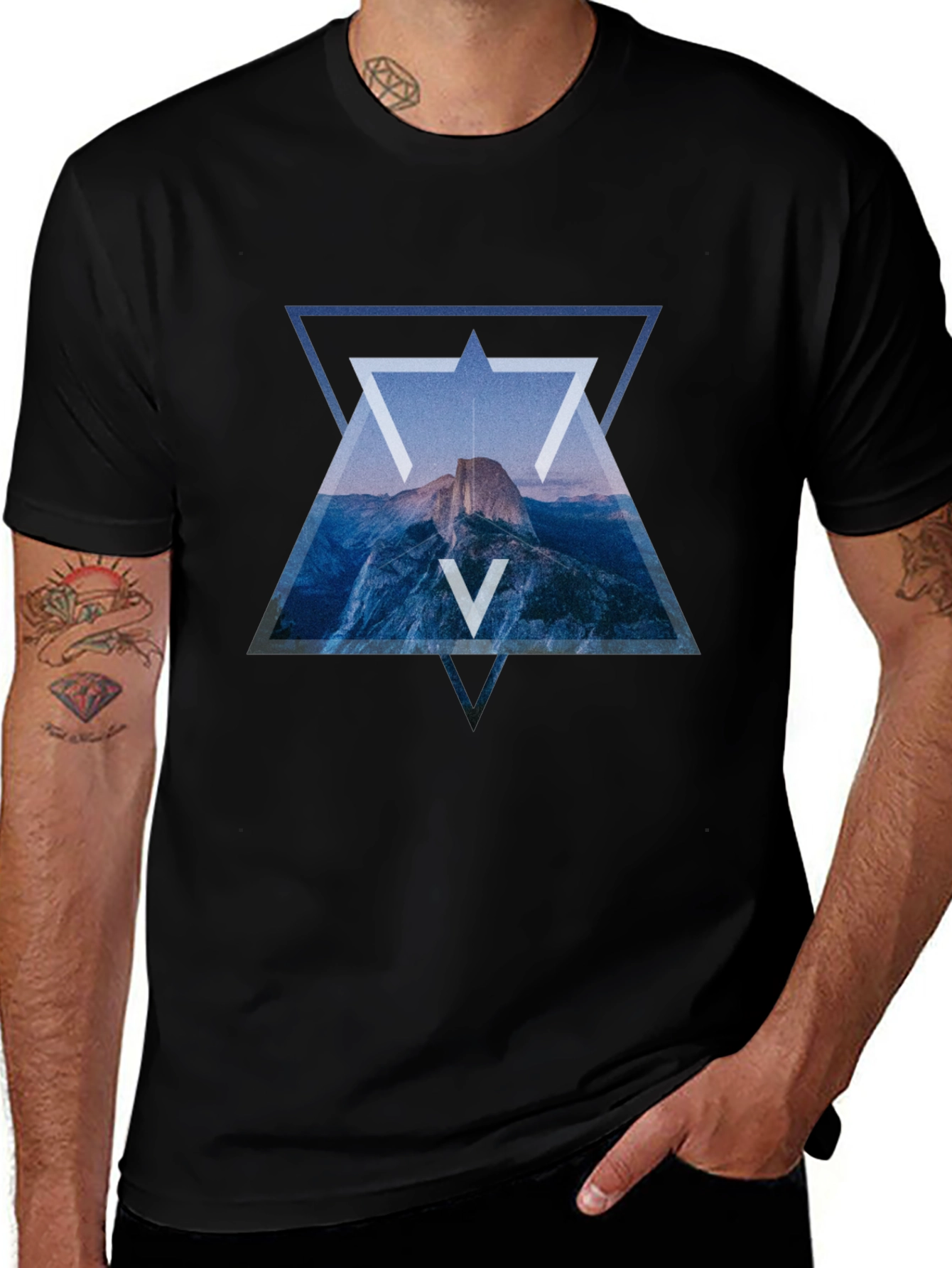 Geometric Mountain Print Black T-Shirt