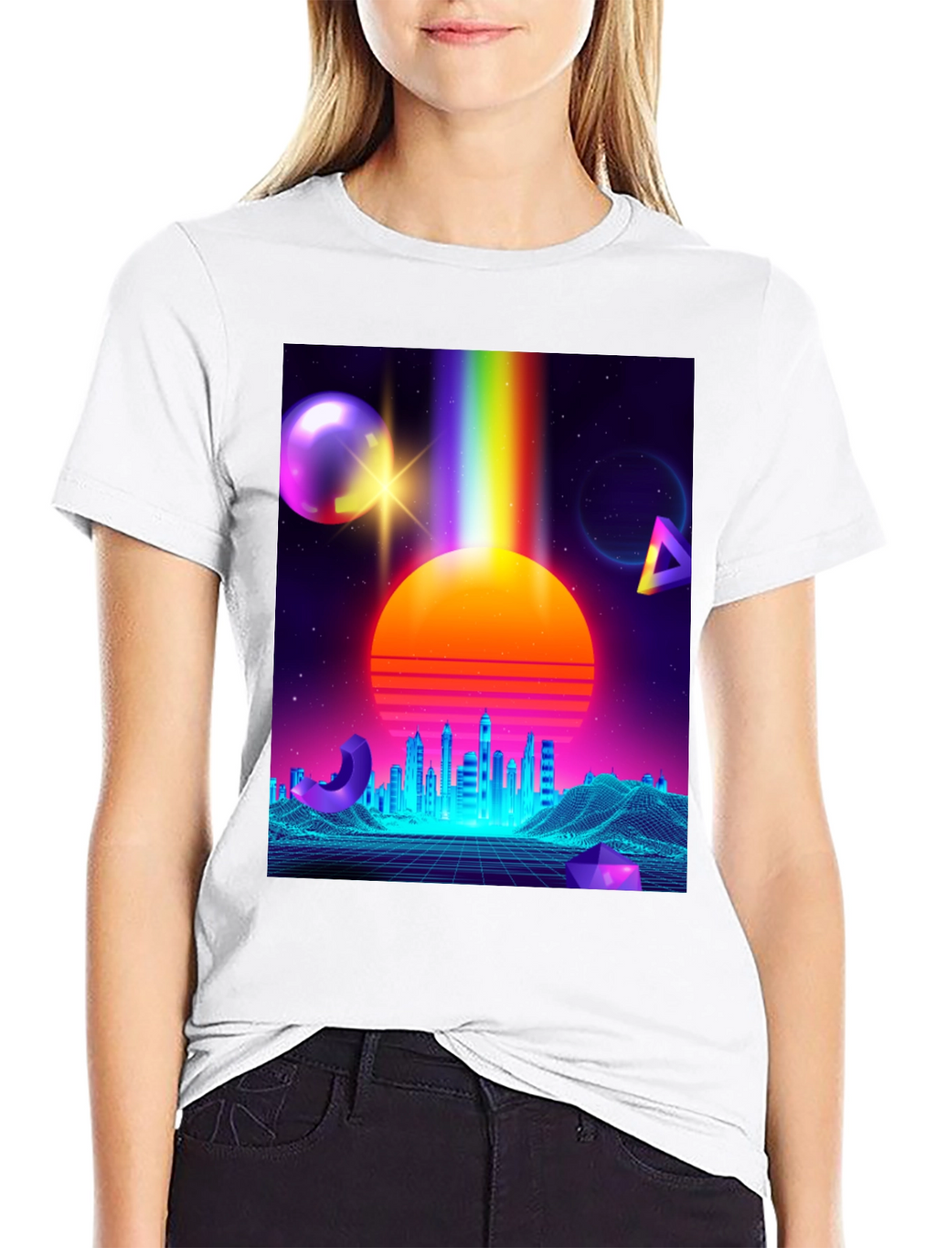 Retro Synthwave T-Shirt: 80s Neon Cityscape