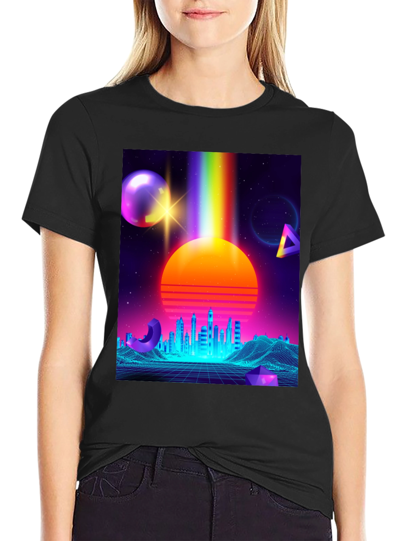 Retro Synthwave T-Shirt: 80s Neon Cityscape