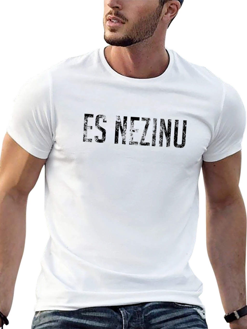 Es Nezinu Black Graphic Tee Shirt